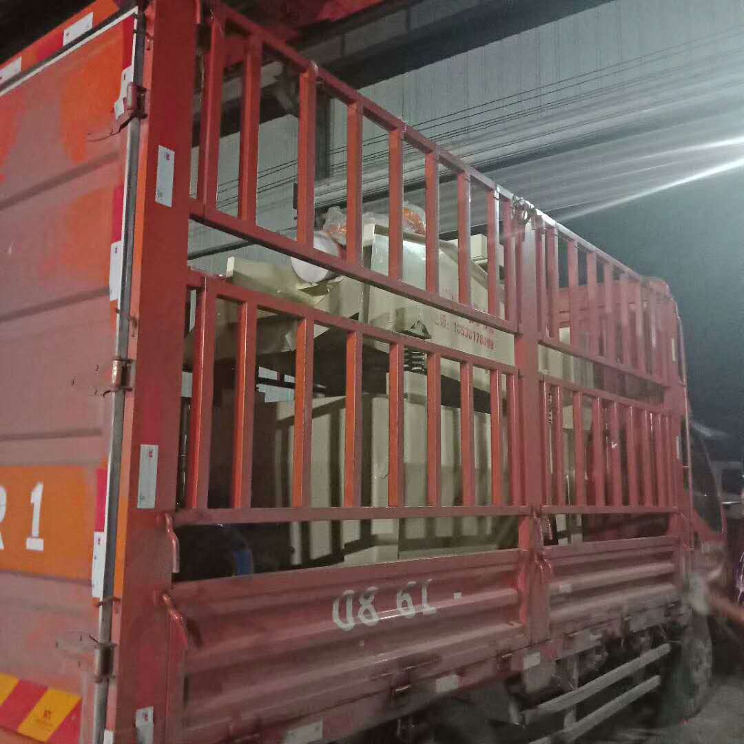 發(fā)往孝感的350細砂回收機